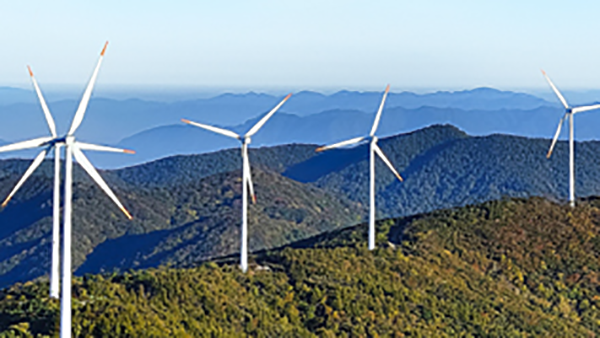 Monitoring and Communication Solutions for Power Grid Construction Sites in Uninhabited Areas